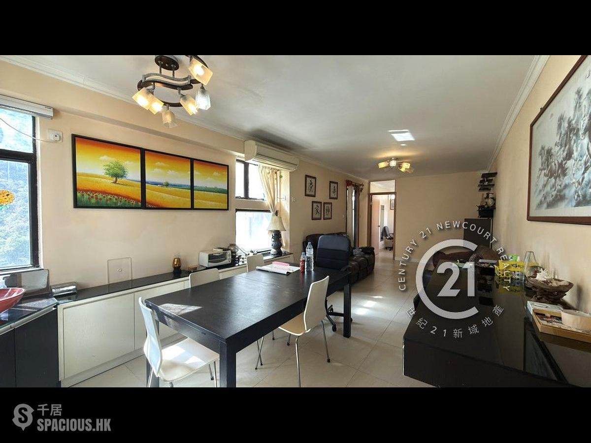 Discovery Bay - Discovery Bay Phase 5 Greenvale Village Greenburg Court (Block 2) 2 01