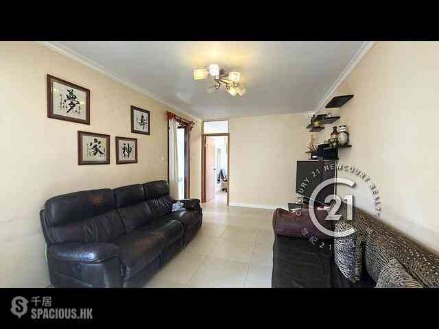 Discovery Bay - Discovery Bay Phase 5 Greenvale Village Greenburg Court (Block 2) 2 02