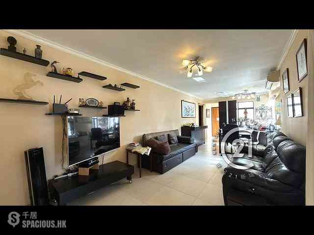 Discovery Bay - Discovery Bay Phase 5 Greenvale Village Greenburg Court (Block 2) 2 03