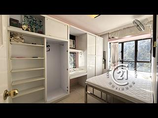 Discovery Bay - Discovery Bay Phase 5 Greenvale Village Greenburg Court (Block 2) 2 07