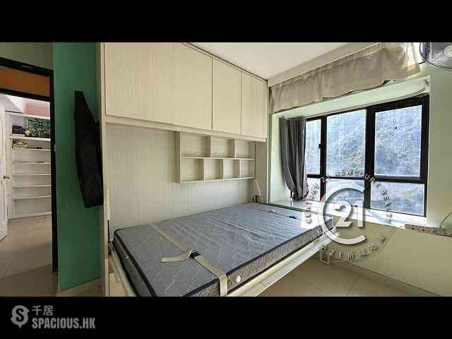 Discovery Bay - Discovery Bay Phase 5 Greenvale Village Greenburg Court (Block 2) 2 08