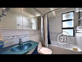 Discovery Bay - Discovery Bay Phase 5 Greenvale Village Greenburg Court (Block 2) 2 12