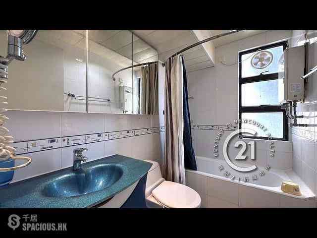 Discovery Bay - Discovery Bay Phase 5 Greenvale Village Greenburg Court (Block 2) 2 12