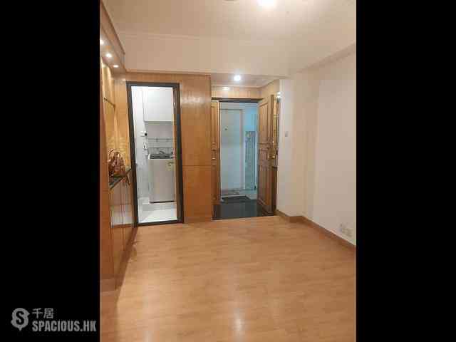 Wan Chai - Man Tung Building 05