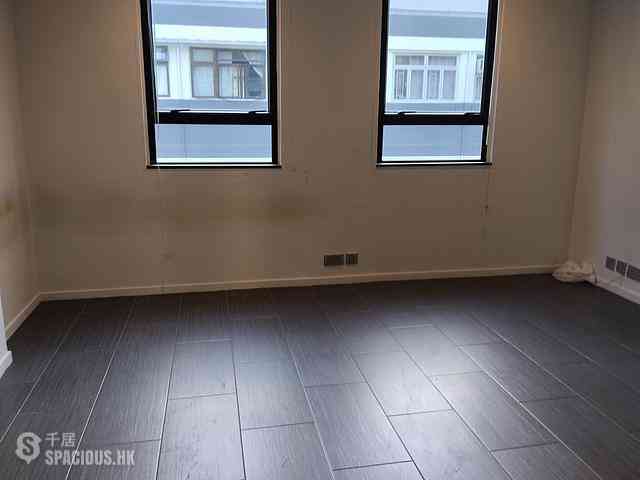 Sheung Wan - Tai Hing Building 02
