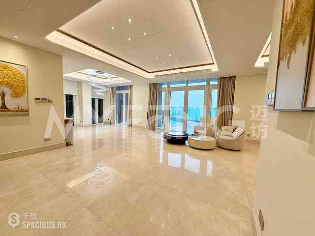 The Peak - 28, Gough Hill Road 03