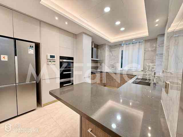 The Peak - 28, Gough Hill Road 08