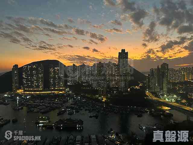 Wong Chuk Hang - Marinella Block 2 10