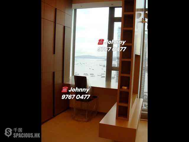 West Kowloon - The Arch Star Tower (Block 2) 03