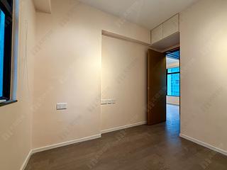 Mid Levels Central - Cimbria Court 19