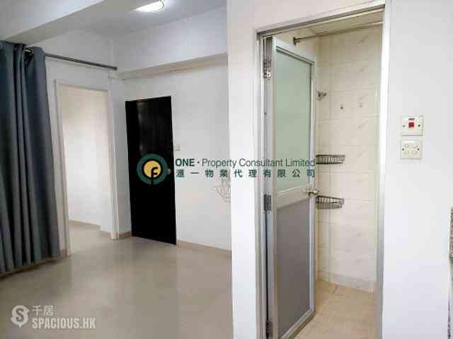 Sai Ying Pun - Good Times Building 01