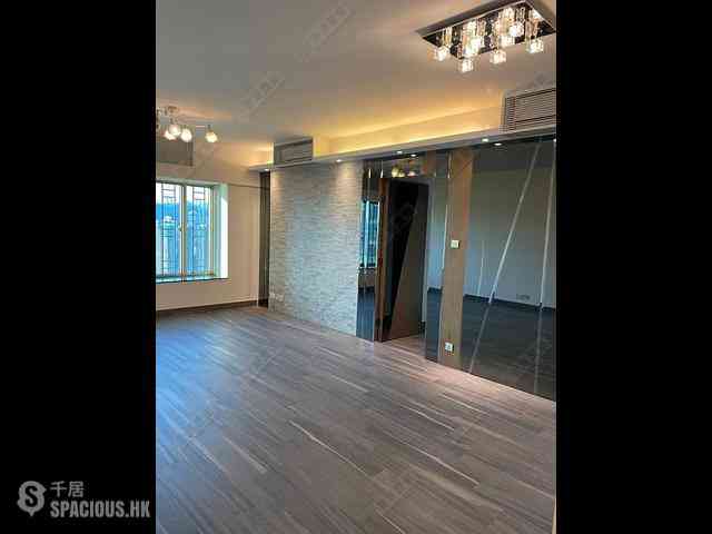 West Kowloon - Sorrento Phase 2 06