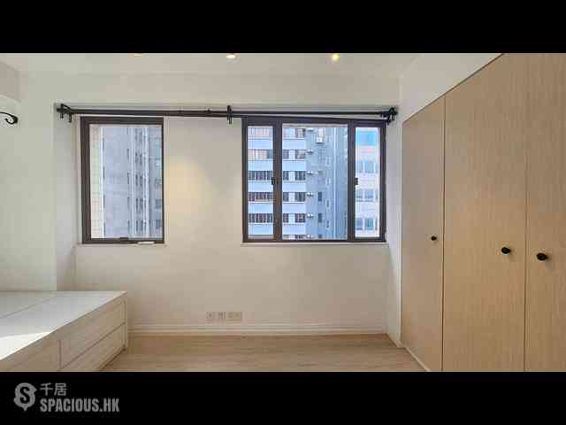 Wan Chai - Hang Shun Mansions 03