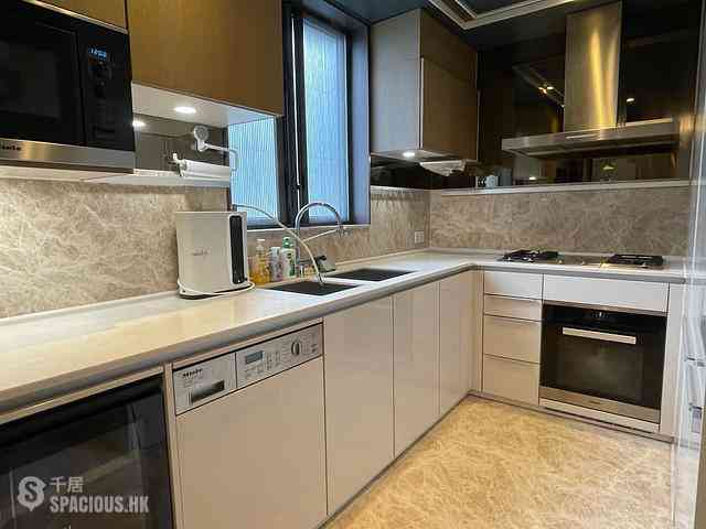 Tseung Kwan O - The Wings IIIA Block 3B 07
