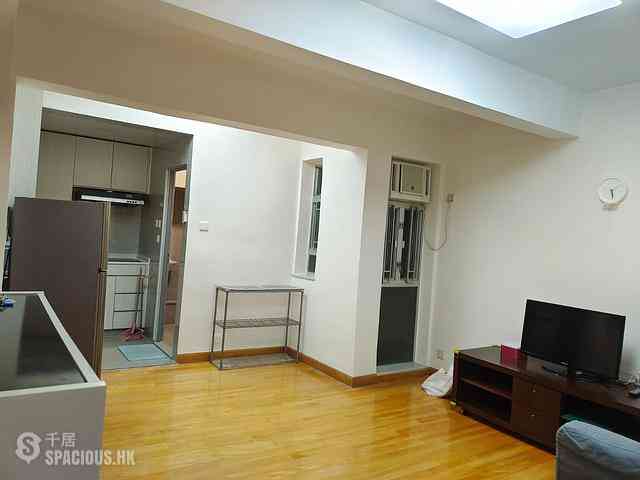 Shek Tong Tsui - Whitty Street Court Block 30-36, Whitty Street 03