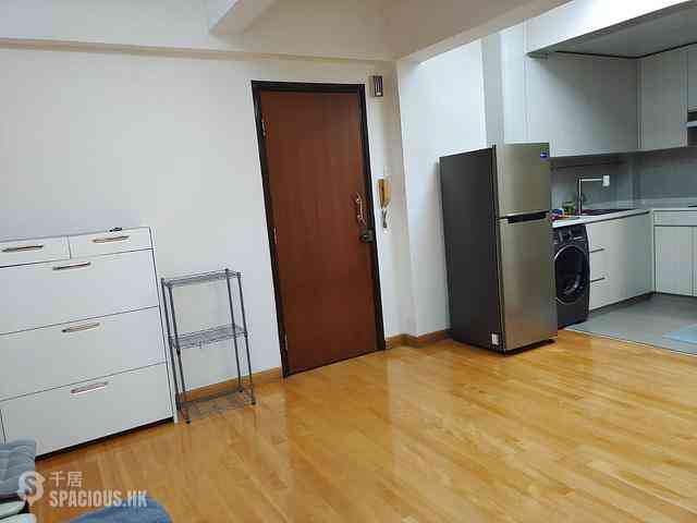 Shek Tong Tsui - Whitty Street Court Block 30-36, Whitty Street 04