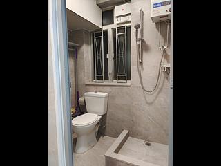 Shek Tong Tsui - Whitty Street Court Block 30-36, Whitty Street 09