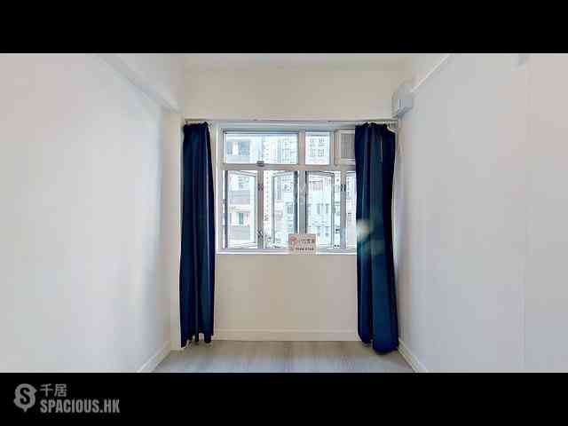 Wan Chai - Yee Hor Mansion 10