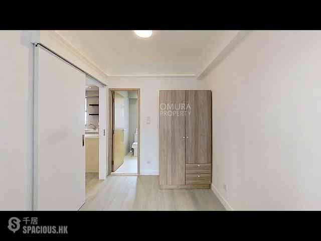 Wan Chai - Yee Hor Mansion 12