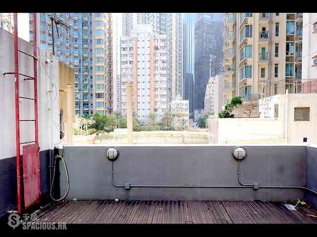 Wan Chai - Yee Hor Mansion 18