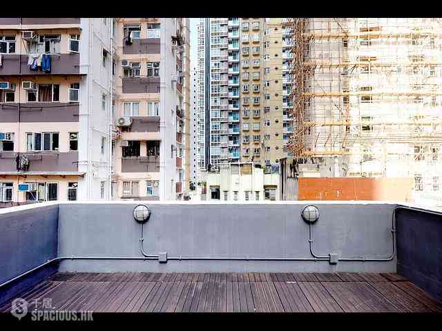 Wan Chai - Yee Hor Mansion 20