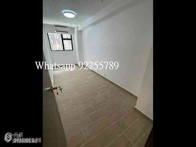 Sheung Wan - Des Voeux Building 05