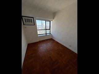 Mid Levels Central - The Grand Panorama Block 2 04