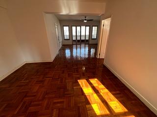 Mid Levels Central - Wing Hong Mansion 04