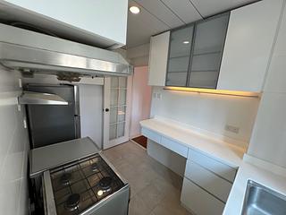 Mid Levels Central - Wing Hong Mansion 06