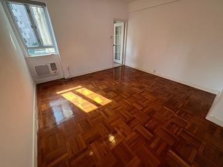 Mid Levels Central - Wing Hong Mansion 08
