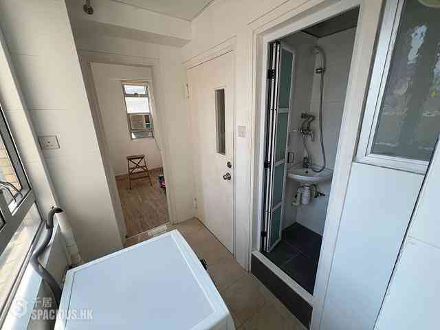 Mid Levels Central - Wing Hong Mansion 15