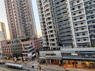 Shek Tong Tsui - Chong Yip Centre Block A 06
