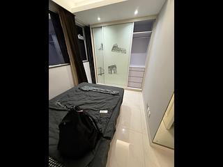 Wan Chai - Fu Yuen 07