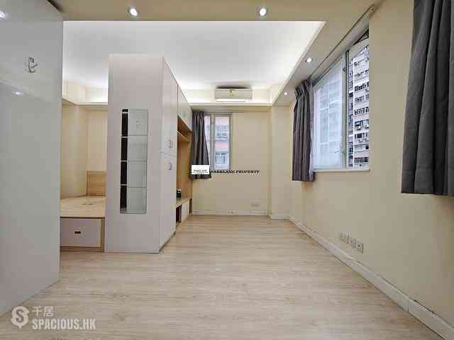 Wan Chai - Luen Fat Mansion 01