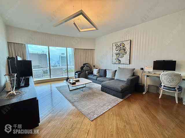 Mid Levels Central - Regence Royale Tower 2 01