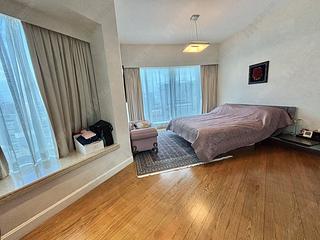 Mid Levels Central - Regence Royale Tower 2 04
