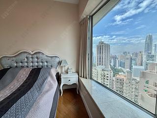 Mid Levels Central - Regence Royale Tower 2 05