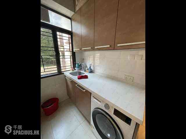 Pok Fu Lam - Fulham Garden Block EF 06