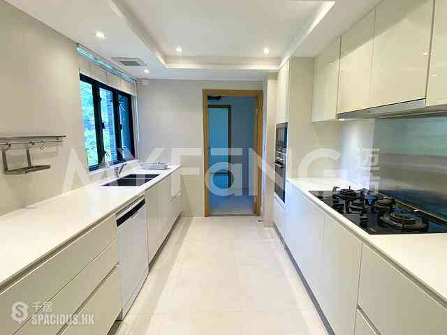 Repulse Bay - Grand Garden Block 1 04