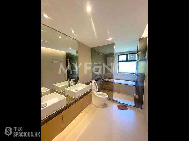 Repulse Bay - Grand Garden Block 1 05