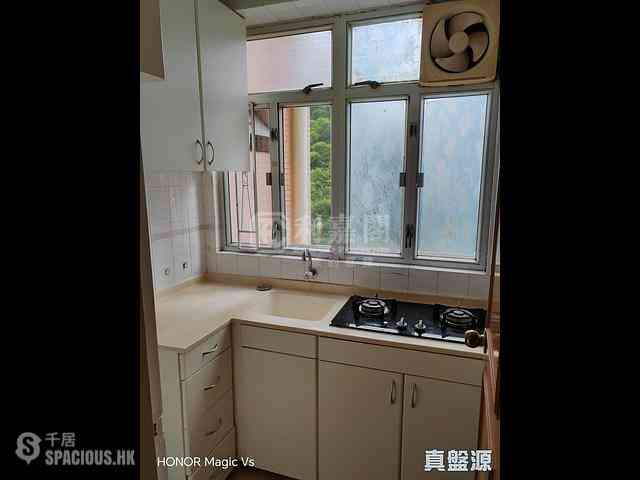 Tai Hang - Lily Court 02