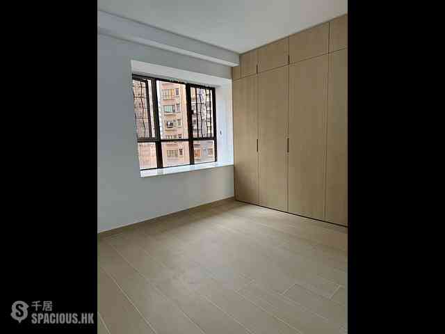 Sai Ying Pun - Ning Yeung Terrace Block A 06