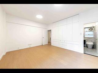 Mid Levels Central - Emerald Court 04