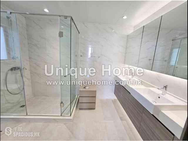 Repulse Bay - South Bay Villas 05