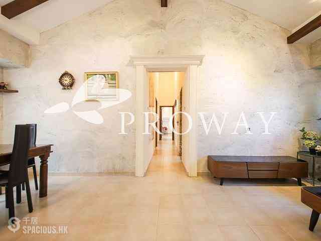 Clear Water Bay - Hiram's Villa 04