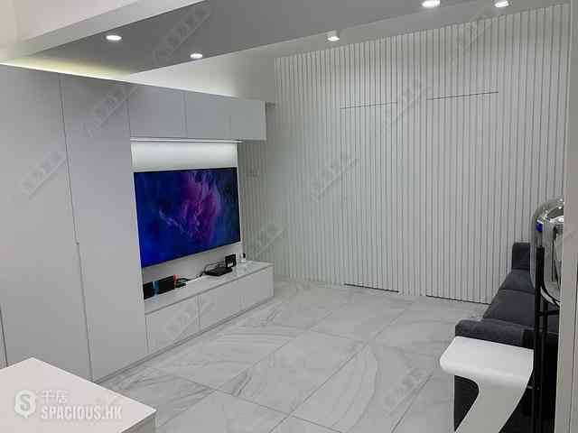 Causeway Bay - Shun Hing Building 02