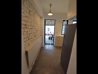 Central - 41-43, Gough Street 15