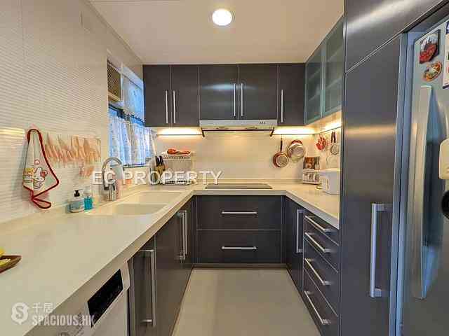 North Point - Island Place 03