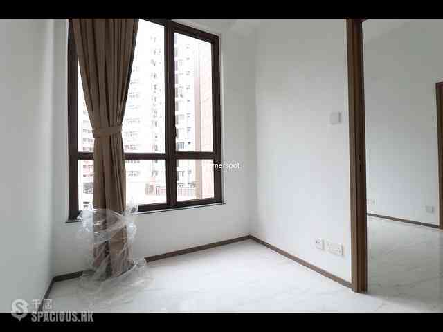 Wan Chai - One Wood Road 03