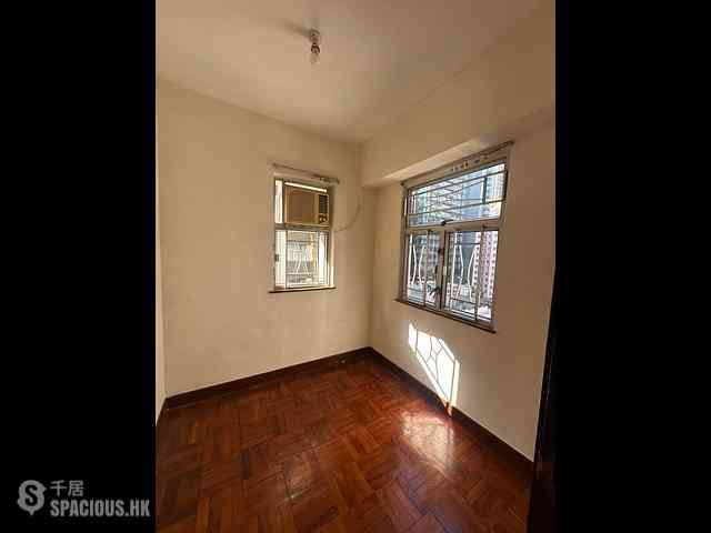 Sai Ying Pun - Charming Court 02